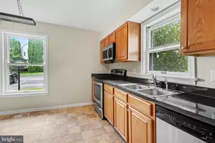 600 Allenview Dr, Mechanicsburg, PA 17055 - Photo 9