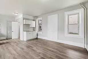 160 N West St, Carlisle, PA 17013 - Photo 9