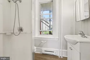 160 N West St, Carlisle, PA 17013 - Photo 29