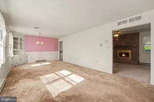 280 Shatto Dr, Carlisle, PA 17013 - Photo 3