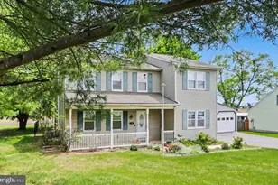 65 Fairview St, Carlisle, PA 17015 - Photo 3