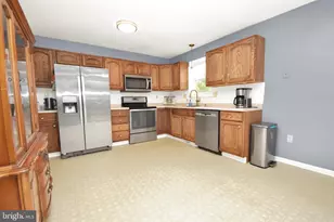 34 Larch Dr, Shippensburg, PA 17257 - Photo 5