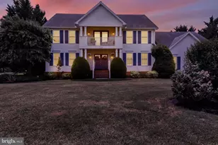 1204 Redwood Hills Cir, Carlisle, PA 17015 - Photo 3