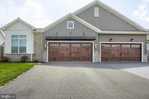 736 Aurora Dr, Mechanicsburg, PA 17055 - Photo 37