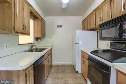 8 Green Circle, Camp Hill, PA 17011 - Photo 9