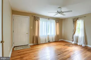 8 Green Cir, Camp Hill, PA 17011 - Photo 7