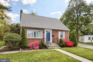 8 Green Cir, Camp Hill, PA 17011 - Photo 3