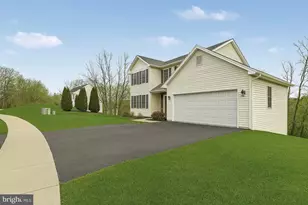 3463 Sullivan St, Mechanicsburg, PA 17050 - Photo 3