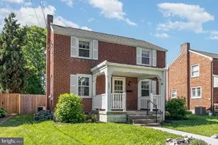 207 Walton St, Lemoyne, PA 17043 - Photo 1