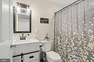246 Forgedale Dr, Carlisle, PA 17015 - Photo 23