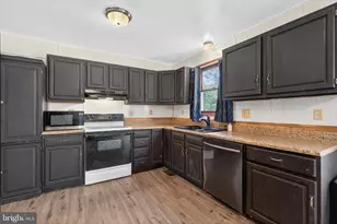 307 W Pine St, Mount Holly Springs, PA 17065 - Photo 7