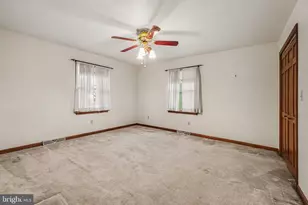 1204 E Powderhorn Rd, Mechanicsburg, PA 17050 - Photo 21