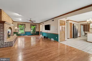 1204 E Powderhorn Rd, Mechanicsburg, PA 17050 - Photo 3