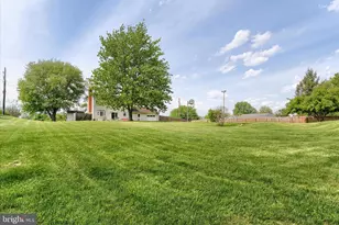 810 Creek Rd, Carlisle, PA 17015 - Photo 25
