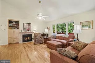 82 Fairway Dr, Camp Hill, PA 17011 - Photo 3