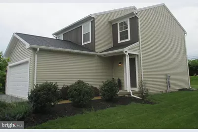 523 Cambridge Lane, Shippensburg, PA 17257 - Photo 1