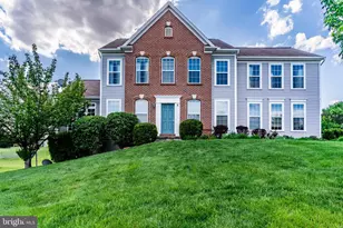 6 Bella Vista Dr, Mechanicsburg, PA 17050 - Photo 1