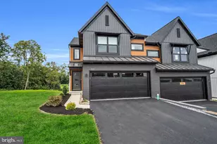 2147 S Autumn Chase Dr, Mechanicsburg, PA 17055 - Photo 3