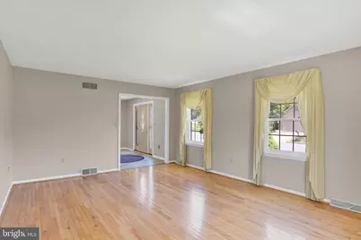 411 Hopi Drive, Mechanicsburg, PA 17050 - Photo 5