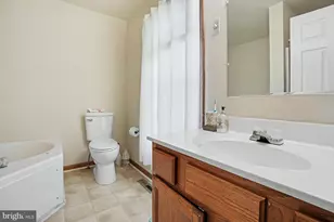 372 Kerrsville Rd, Carlisle, PA 17015 - Photo 23