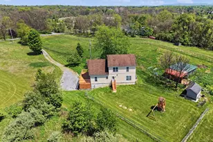 372 Kerrsville Rd, Carlisle, PA 17015 - Photo 5