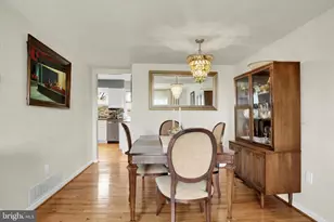 8 Campbell Pl, Camp Hill, PA 17011 - Photo 13