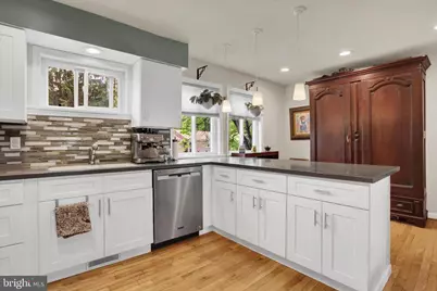 8 Campbell Place, Camp Hill, PA 17011 - Photo 11