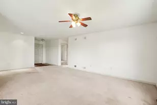 100 Garfield Dr, Carlisle, PA 17015 - Photo 3