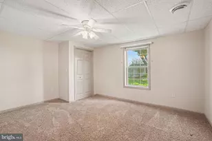 100 Garfield Dr, Carlisle, PA 17015 - Photo 19