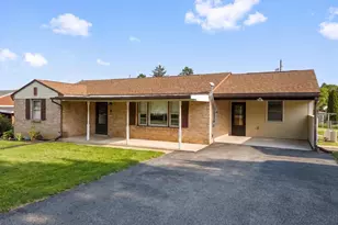 15 Kenwood Ave, Carlisle, PA 17013 - Photo 1