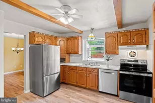 18 Chestnut St, Camp Hill, PA 17011 - Photo 9