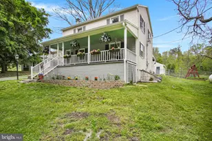 74 Beechcliff Dr, Carlisle, PA 17015 - Photo 3