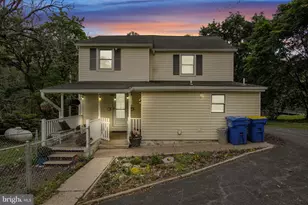 74 Beechcliff Dr, Carlisle, PA 17015 - Photo 1