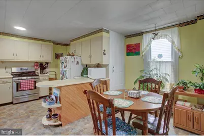 351 E Burd Street, Shippensburg, PA 17257 - Photo 9