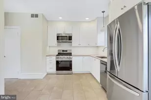37 S 24th St, Camp Hill, PA 17011 - Photo 3