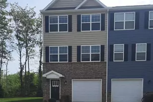 901 Admiral's Quay Dr, Mechanicsburg, PA 17050 - Photo 1