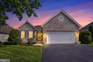 58 Burwick Dr, Mechanicsburg, PA 17050 - Photo 1