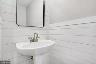 1740 Creek Vista Dr, New Cumberland, PA 17070 - Photo 13