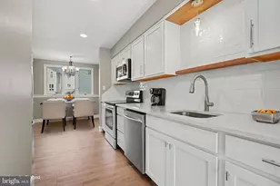 1740 Creek Vista Dr, New Cumberland, PA 17070 - Photo 5