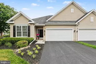 254 Colonial Dr, Mechanicsburg, PA 17050 - Photo 1