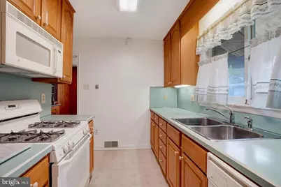 304 E Coover Street, Mechanicsburg, PA 17055 - Photo 7