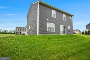 18 Smokehouse Rd, Carlisle, PA 17013 - Photo 3