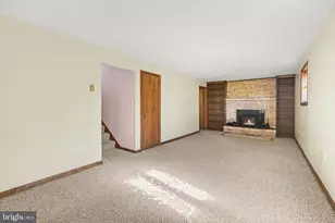 1911 Mary Ln, Carlisle, PA 17013 - Photo 5