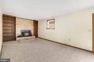 1911 Mary Ln, Carlisle, PA 17013 - Photo 3