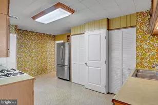 3567 Green St, Camp Hill, PA 17011 - Photo 9