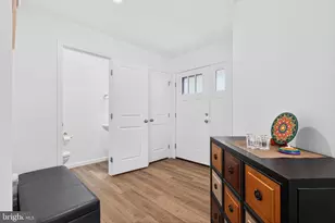 82 Long Bnd Dr, Carlisle, PA 17015 - Photo 5