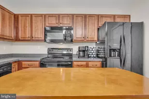 19 Parkview Dr, Carlisle, PA 17013 - Photo 13