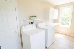 9 Oakwood Cir, Camp Hill, PA 17011 - Photo 13