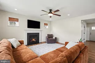 948 W North St, Carlisle, PA 17013 - Photo 17