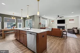 948 W North St, Carlisle, PA 17013 - Photo 9